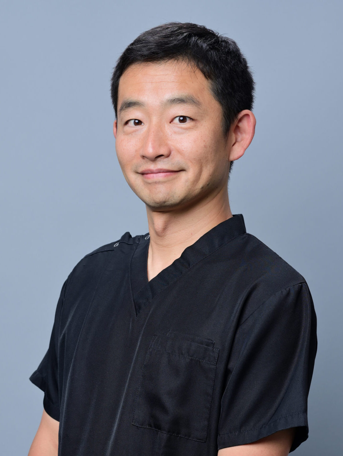 三宅 謙太郎
